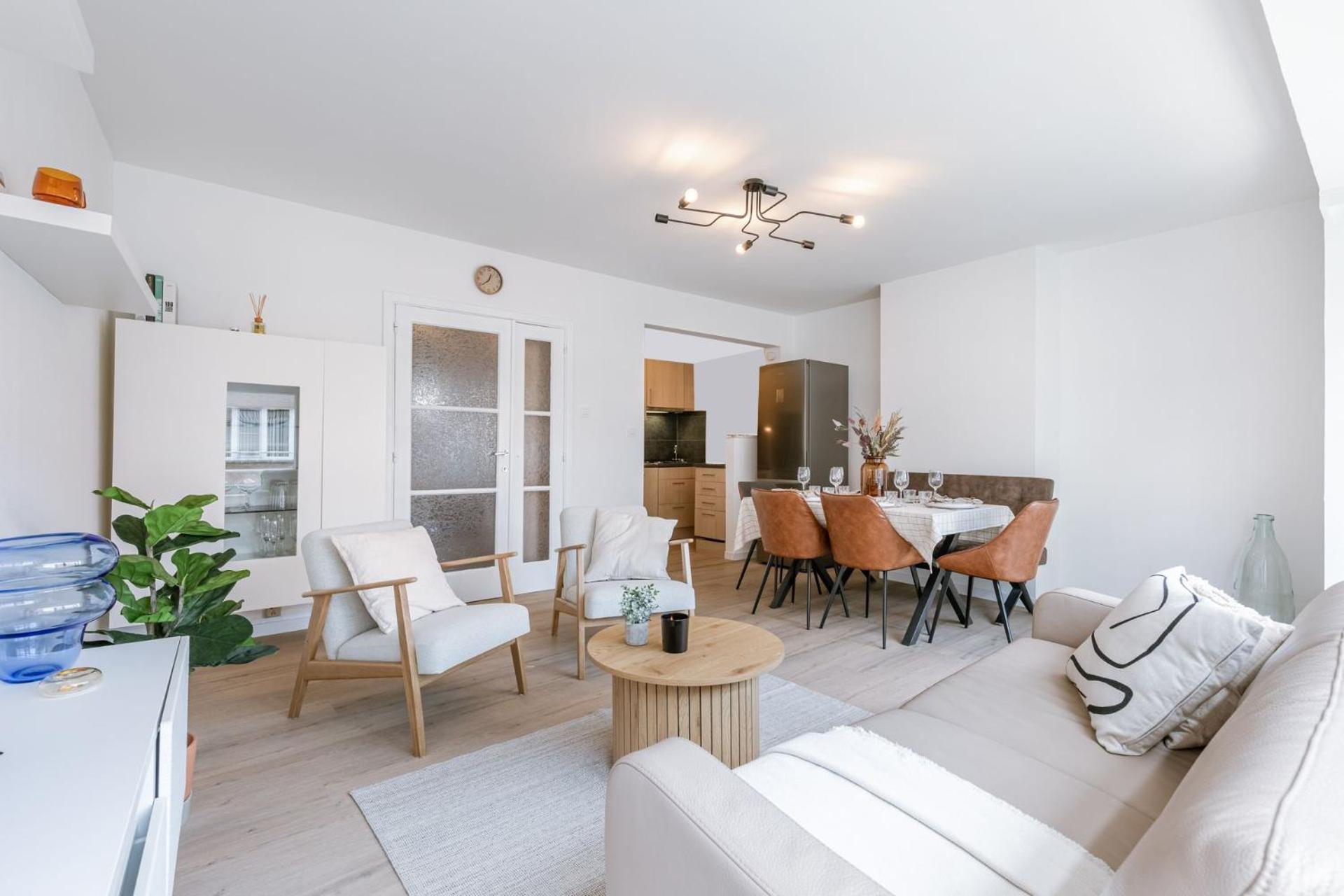 Hugo By The Harbor, Light-Filled And Centrally Located Apartment - Free Parking Oostende Eksteriør bilde
